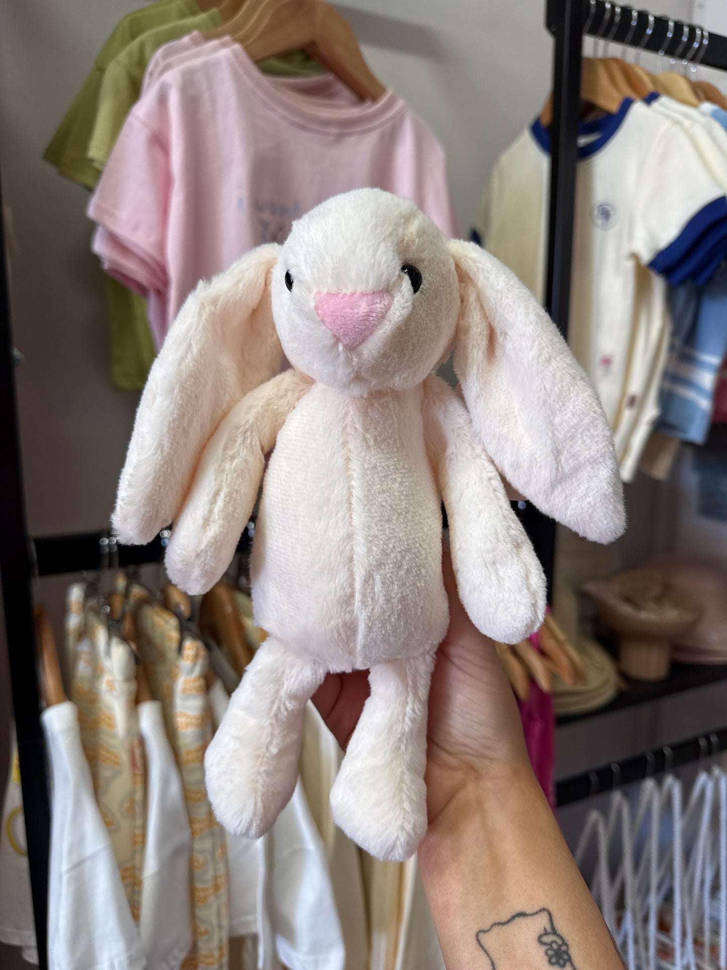 Plush Bunny - Cream