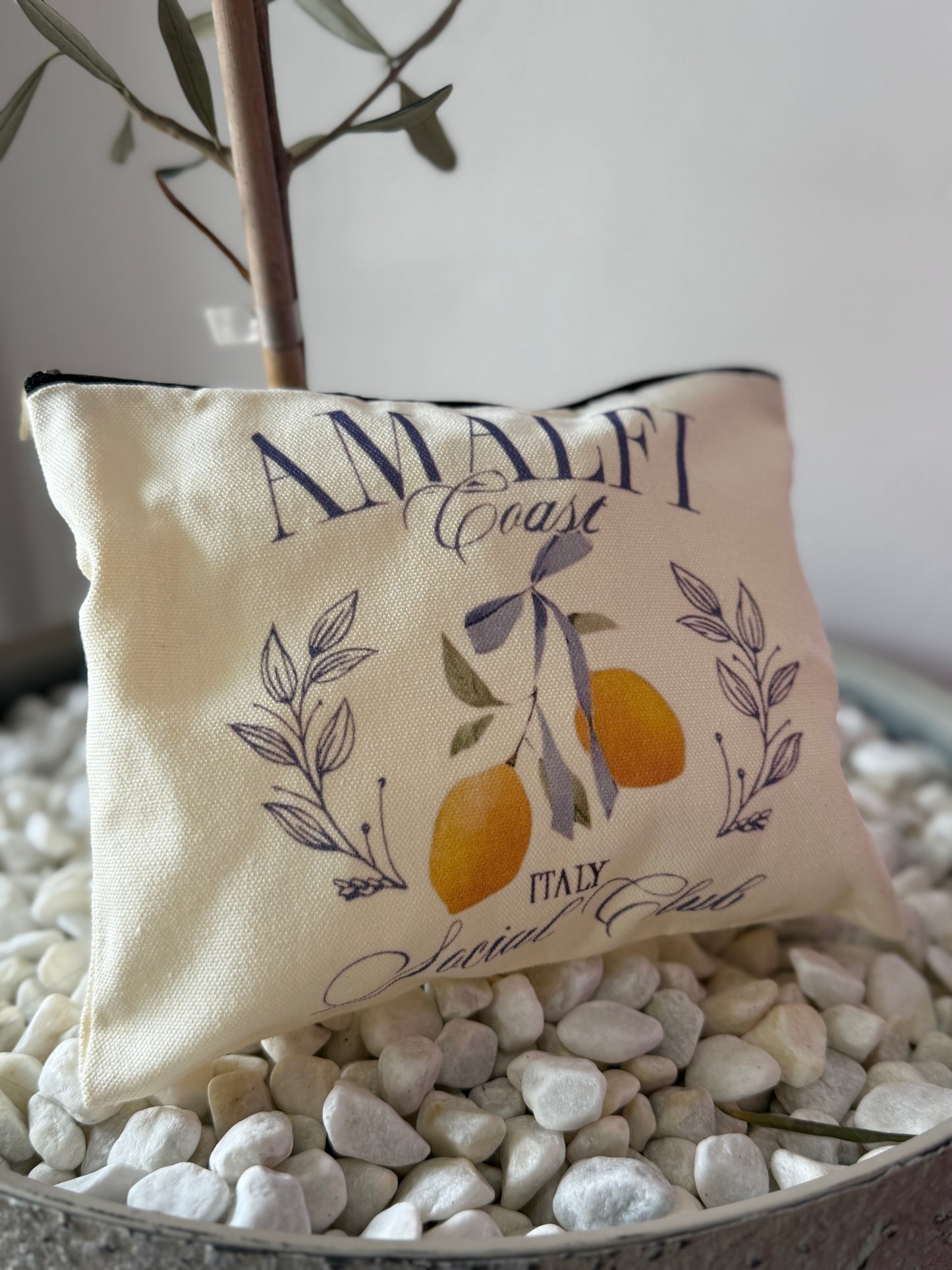 Amalfi Social Club - Pouch