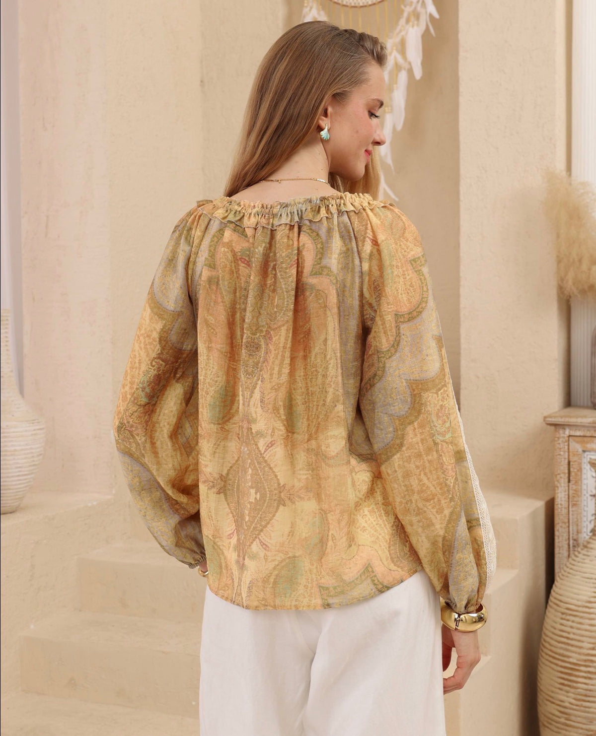 Amadora Blouse