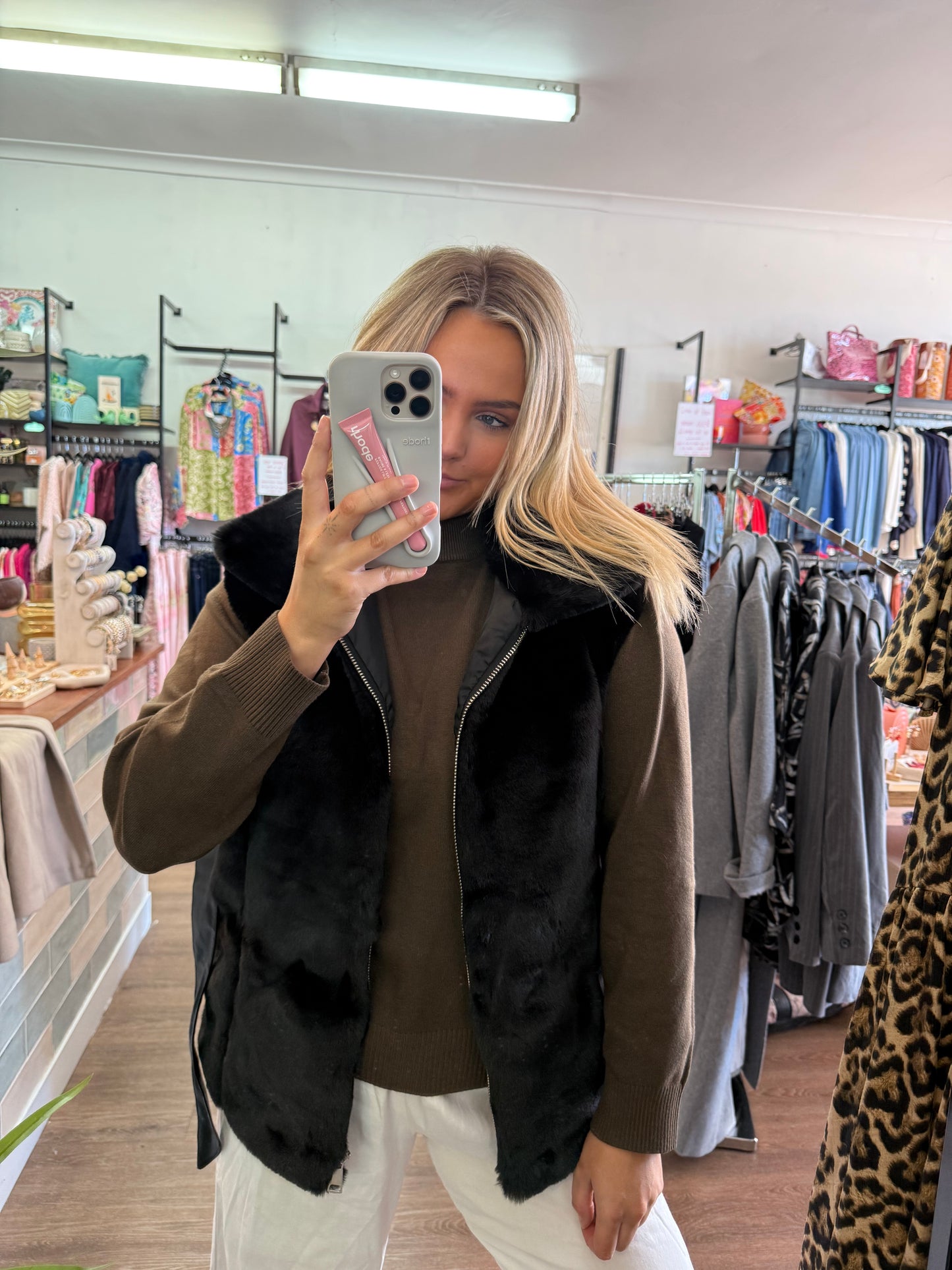 Hunter - Fur Vest