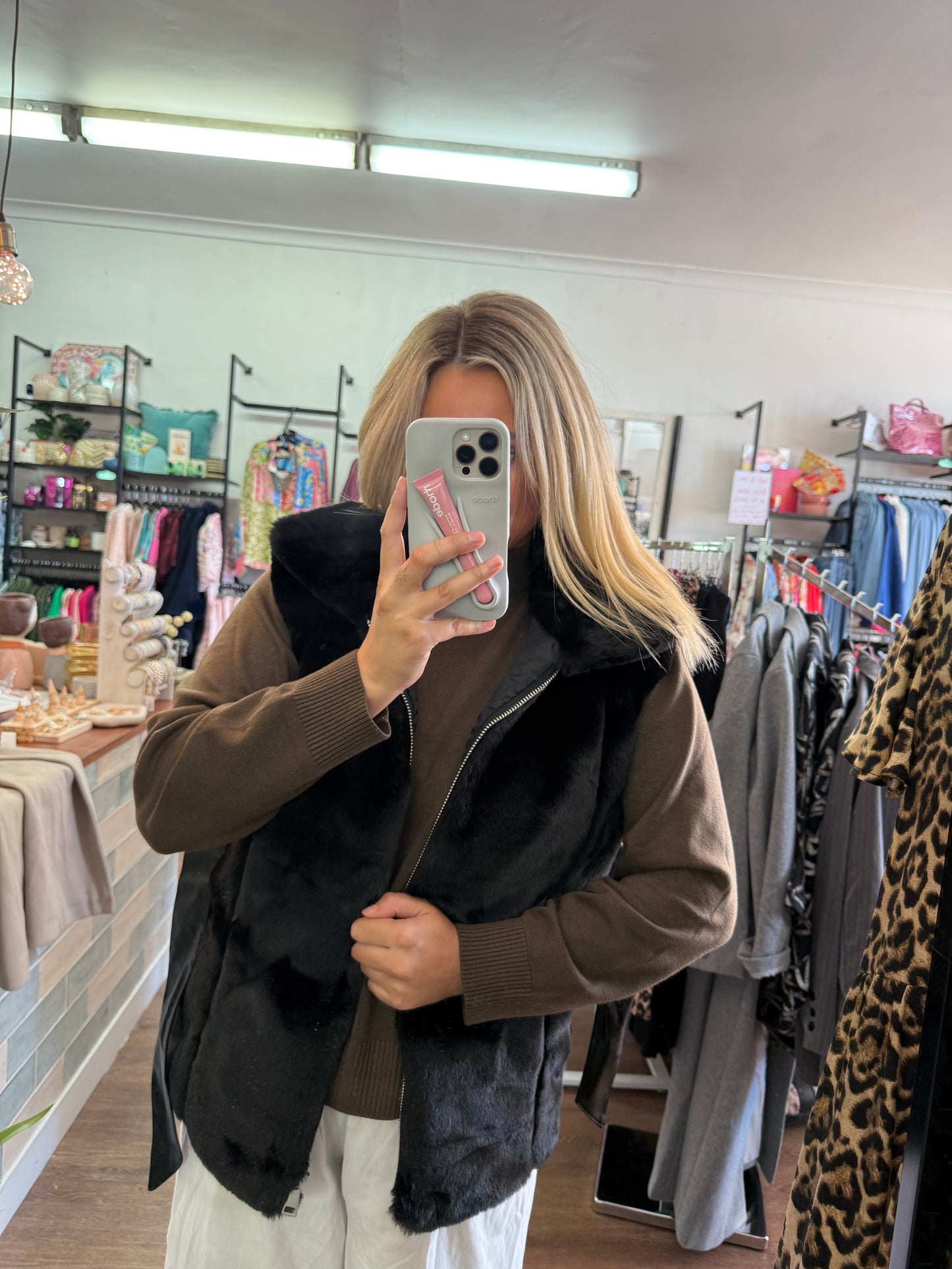 Hunter - Fur Vest