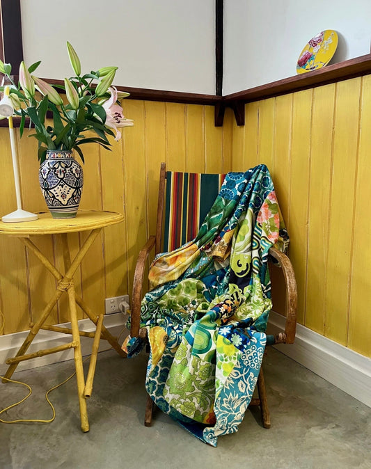 Velvet Throw - 70s Green