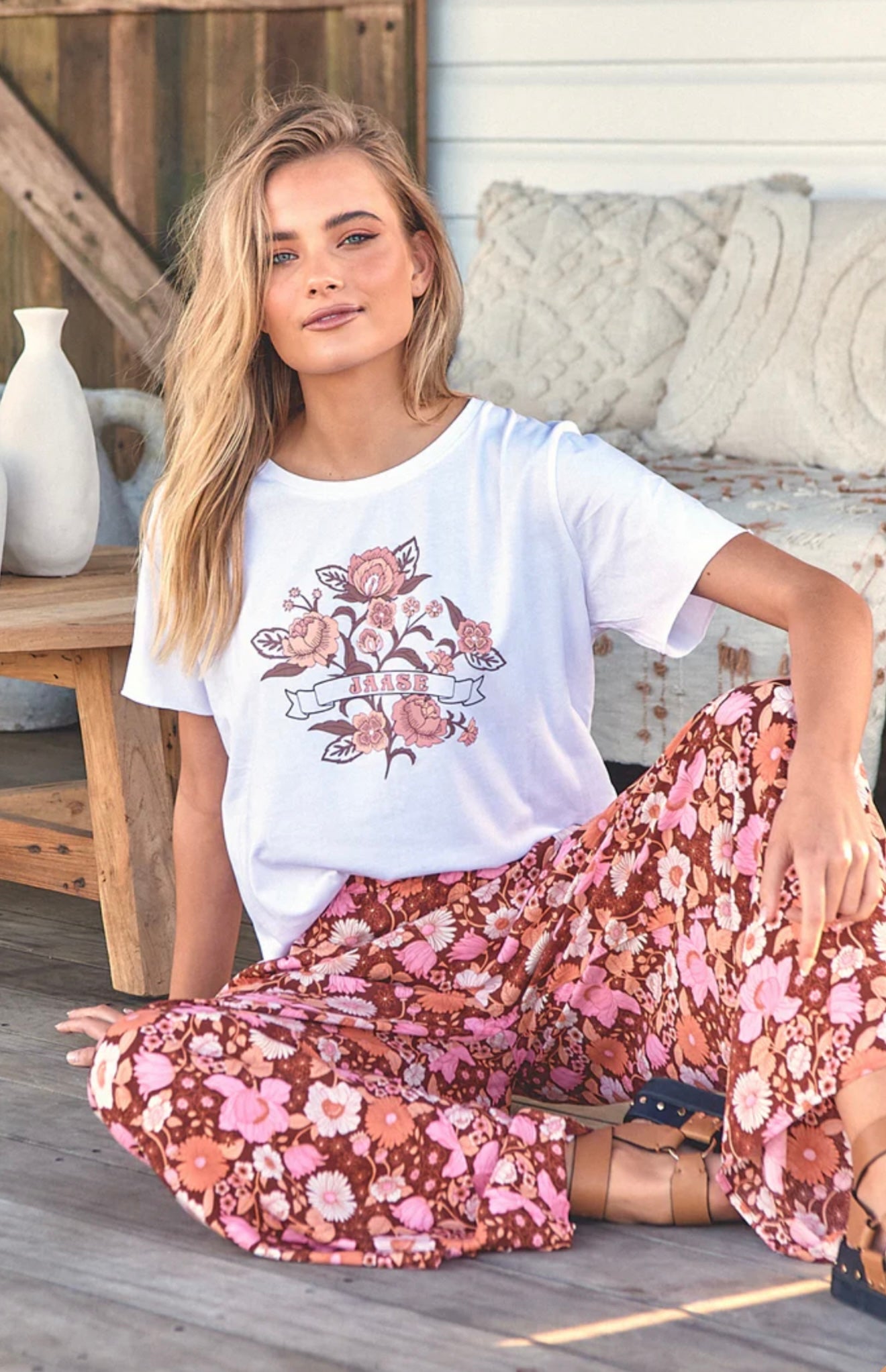 Vintage Tee - Lotus Flower