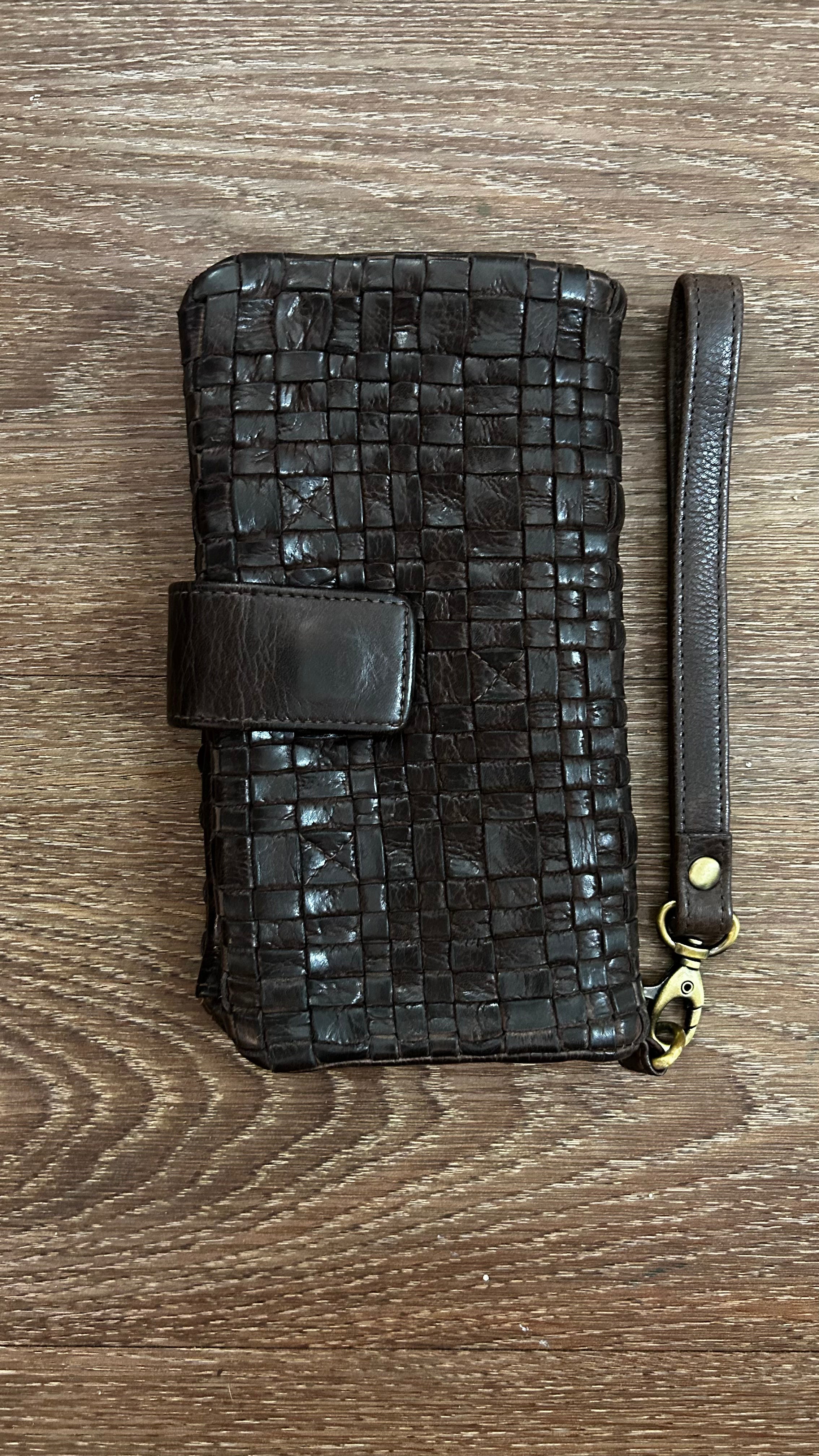 Isla Wallet