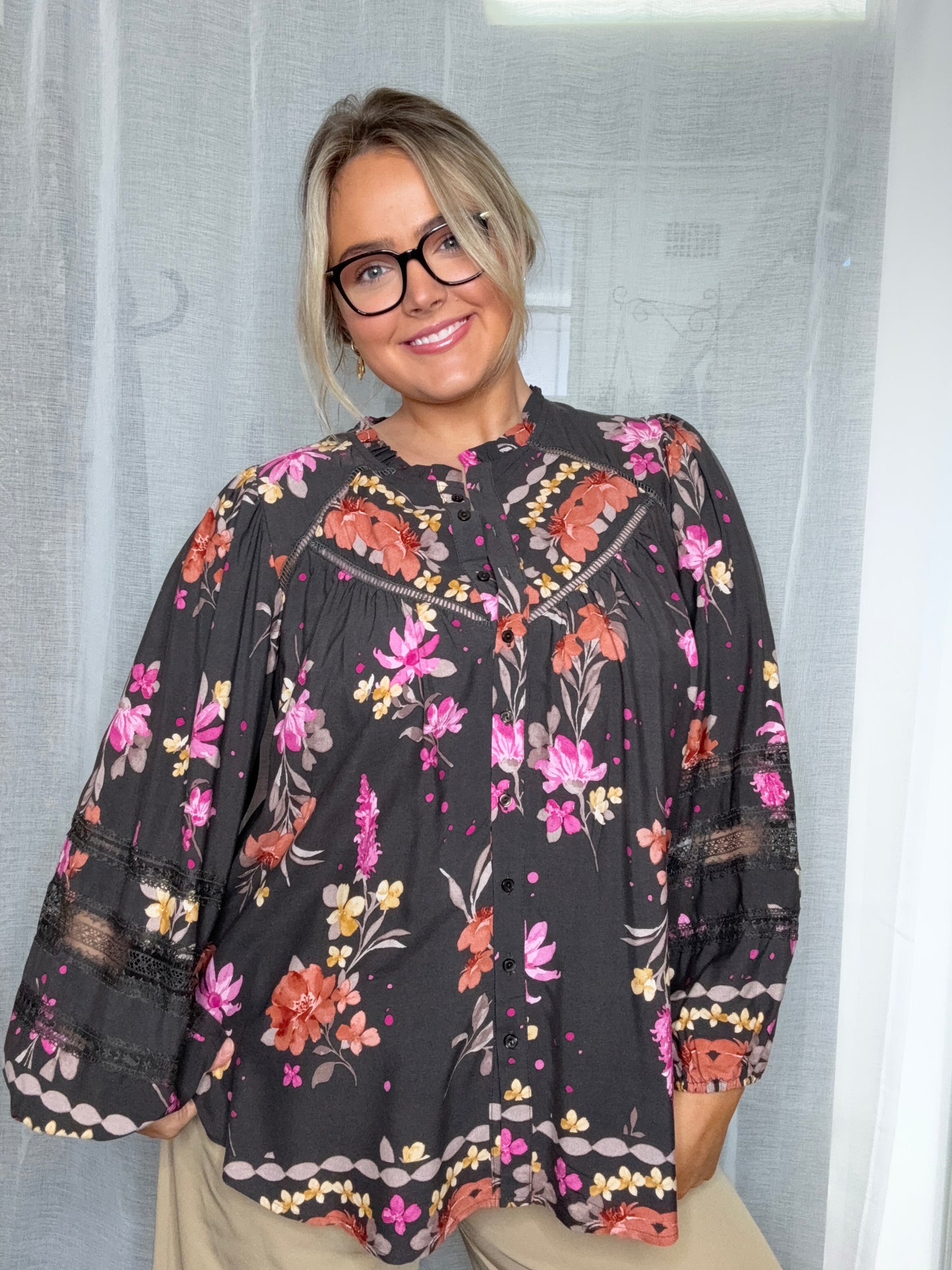 Monarch - Blouse